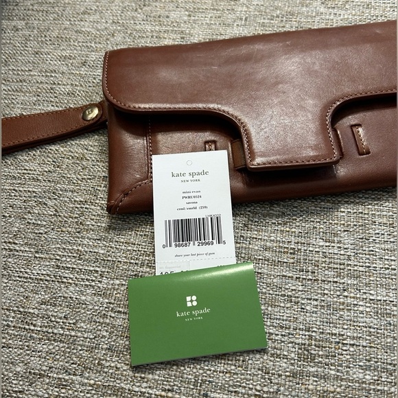 kate spade Handbags - Kate Spade New York Mini Evan Envelope Bag Wristlet